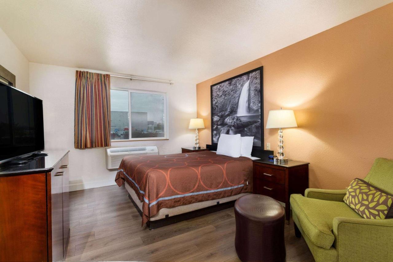 Super 8 By Wyndham The Dalles Or Buitenkant foto